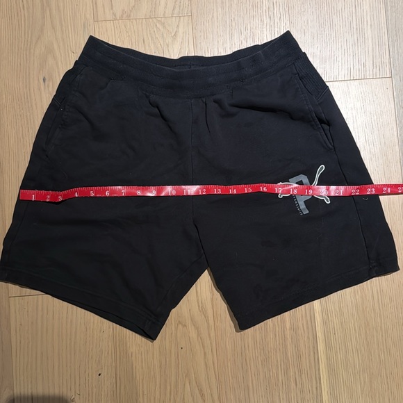 Puma Shorts - Picture 5 of 5